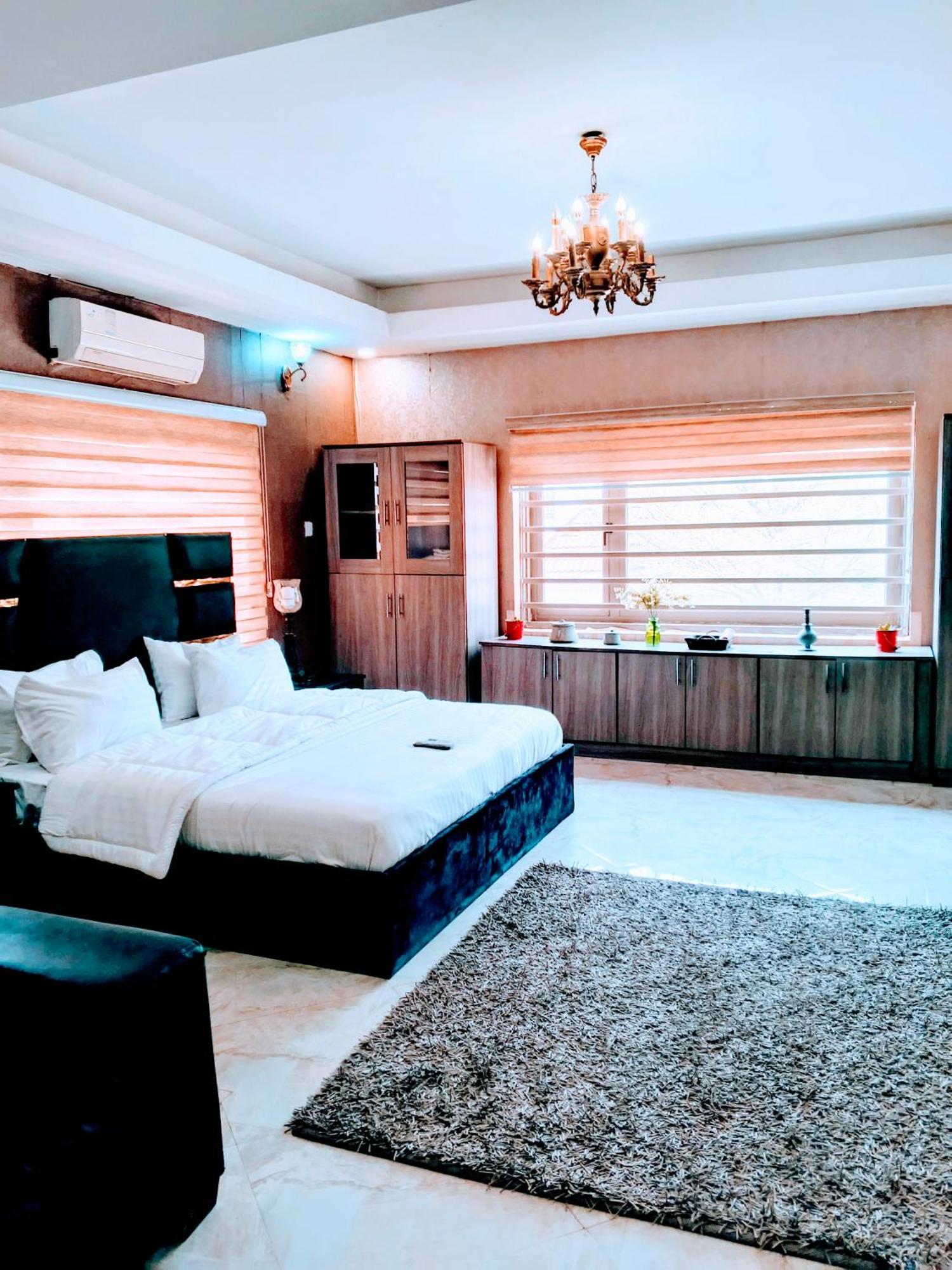Nuit De Paris Hotel Abuja Ngoại thất bức ảnh
