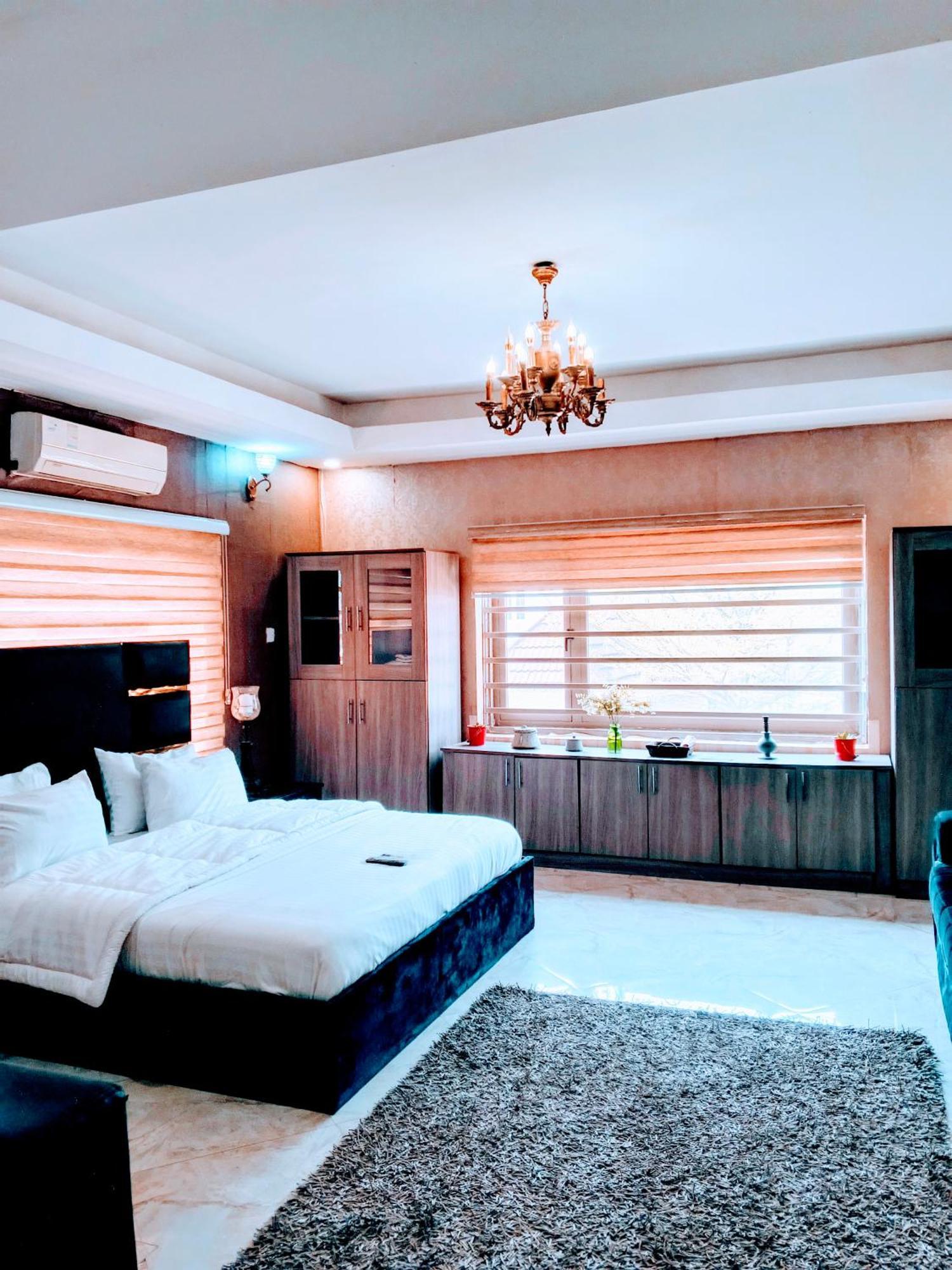 Nuit De Paris Hotel Abuja Ngoại thất bức ảnh