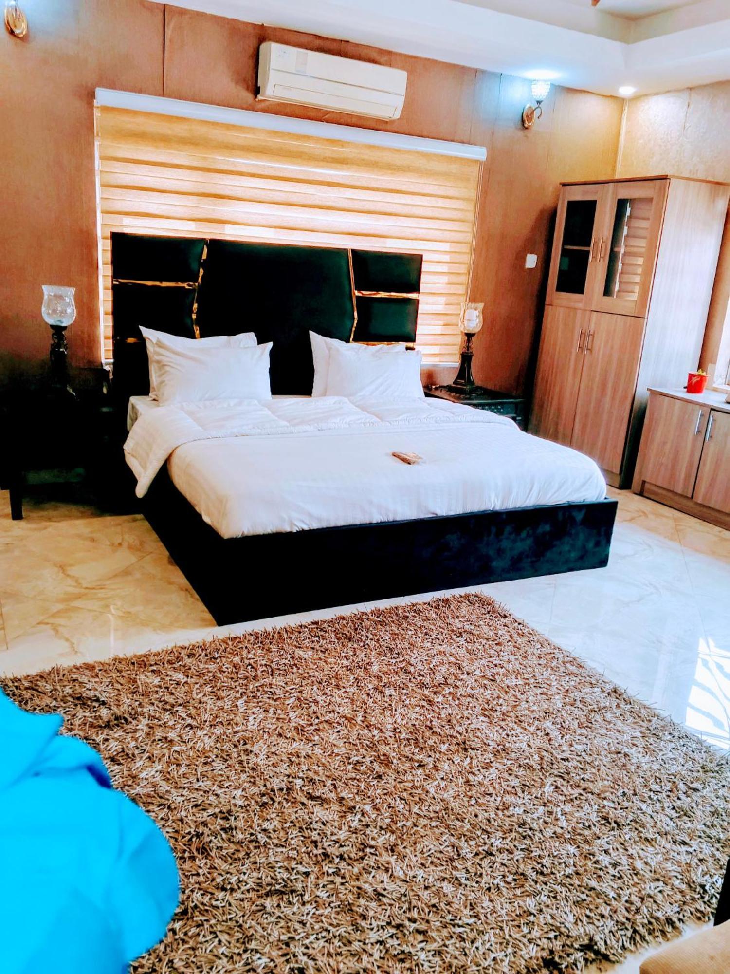 Nuit De Paris Hotel Abuja Ngoại thất bức ảnh